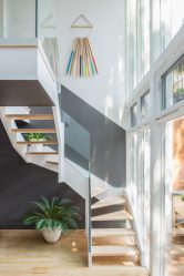 290+ Fotos de belas Opções de escadas para o segundo andar em uma casa particular (madeira, metal, concreto)