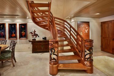 290+ Fotos de belas Opções de escadas para o segundo andar em uma casa particular (madeira, metal, concreto)