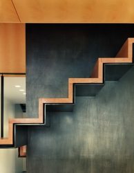 290+ Fotos de belas Opções de escadas para o segundo andar em uma casa particular (madeira, metal, concreto)