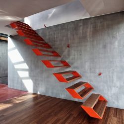 290+ Fotos de belas Opções de escadas para o segundo andar em uma casa particular (madeira, metal, concreto)