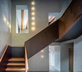 290+ Fotos de belas Opções de escadas para o segundo andar em uma casa particular (madeira, metal, concreto)