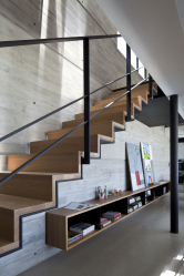 290+ Fotos de belas Opções de escadas para o segundo andar em uma casa particular (madeira, metal, concreto)