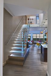 290+ Fotos de belas Opções de escadas para o segundo andar em uma casa particular (madeira, metal, concreto)