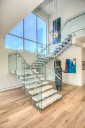 290+ Fotos de belas Opções de escadas para o segundo andar em uma casa particular (madeira, metal, concreto)