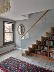 290+ Fotos de belas Opções de escadas para o segundo andar em uma casa particular (madeira, metal, concreto)
