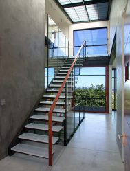 290+ Fotos de belas Opções de escadas para o segundo andar em uma casa particular (madeira, metal, concreto)