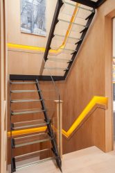 290+ Fotos de belas Opções de escadas para o segundo andar em uma casa particular (madeira, metal, concreto)