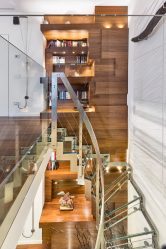 290+ Fotos de belas Opções de escadas para o segundo andar em uma casa particular (madeira, metal, concreto)