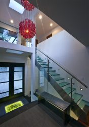 290+ Fotos de belas Opções de escadas para o segundo andar em uma casa particular (madeira, metal, concreto)