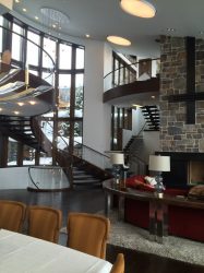 290+ Fotos de belas Opções de escadas para o segundo andar em uma casa particular (madeira, metal, concreto)