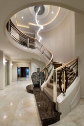 290+ Fotos de belas Opções de escadas para o segundo andar em uma casa particular (madeira, metal, concreto)