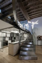 290+ Fotos de belas Opções de escadas para o segundo andar em uma casa particular (madeira, metal, concreto)