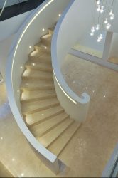 290+ Fotos de belas Opções de escadas para o segundo andar em uma casa particular (madeira, metal, concreto)
