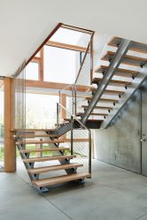 290+ Fotos de belas Opções de escadas para o segundo andar em uma casa particular (madeira, metal, concreto)