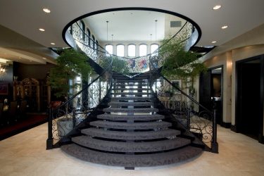 290+ Fotos de belas Opções de escadas para o segundo andar em uma casa particular (madeira, metal, concreto)