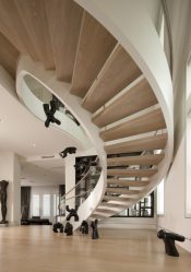 290+ Fotos de belas Opções de escadas para o segundo andar em uma casa particular (madeira, metal, concreto)