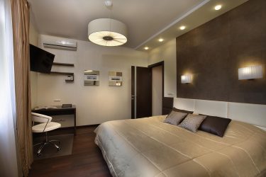 Lustres modernos no interior do quarto (mais de 190 fotos) - Como escolher um elemento de design brilhante para uma atmosfera tranquila?