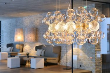 Lustres modernos para a sala de estar: 195+ (Foto) Soluções de interiores