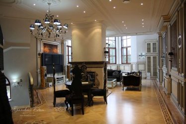 Lustres modernos para a sala de estar: 195+ (Foto) Soluções de interiores