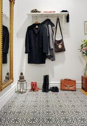 Como equipar o pequeno corredor no mobiliário do apartamento? Beautiful Modern Interiors (mais de 205 fotos)