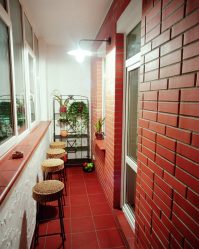 Como equipar uma pequena varanda em um apartamento: elegante, bonito, prático? 190+ (Fotos) Interiores com acabamento