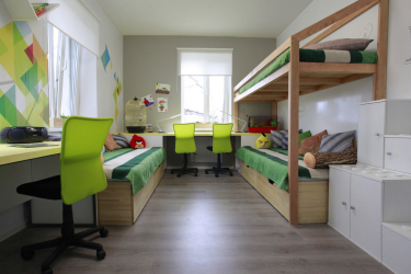 Projeto adequado da sala para o aluno: 210+ (Foto) interiores para meninos e meninas. Nós organizamos segurança e conforto para o seu filho.