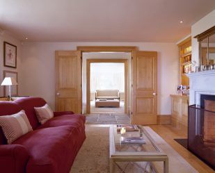 Como você pode organizar adequadamente e belamente os móveis da sala? 150+ Photo Planning para máximo desempenho e conforto