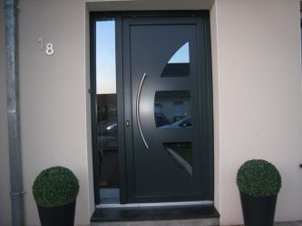 Entrada da porta de metal para a casa (mais de 175 fotos): Da seleção à decoração