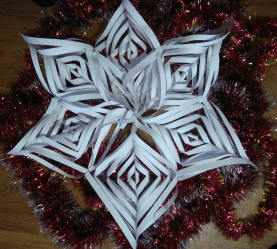 Decorações com brinquedos de papel para o novo 2018 ano do cão. Faça o feriado realmente brilhante!