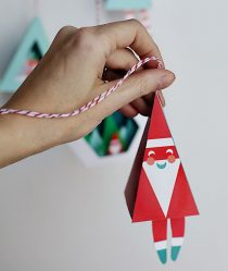 Decorações com brinquedos de papel para o novo 2018 ano do cão. Faça o feriado realmente brilhante!