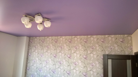 Papel de parede cor lilás na concepção da sala de estar, quarto e outros quartos. Combinações e combinações bem sucedidas (mais de 90 fotos)