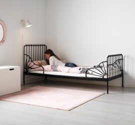 سرير مفرد مع مرتبة وبدون: كيفية اختيار سرير مريح؟