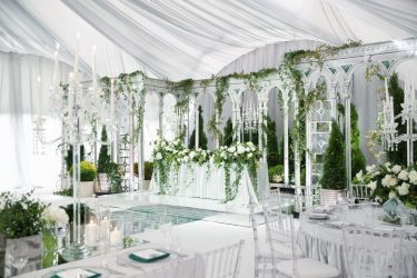 Fazendo um salão para um casamento memorável As mãos (mais de 210 fotos) De uma vez por todas!