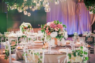 Fazendo um salão para um casamento memorável As mãos (mais de 210 fotos) De uma vez por todas!
