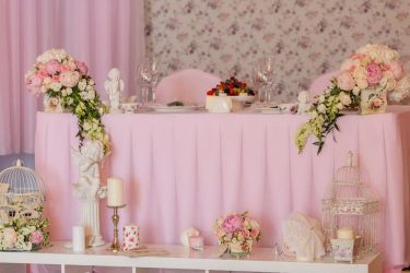 Fazendo um salão para um casamento memorável As mãos (mais de 210 fotos) De uma vez por todas!