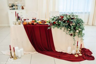 Fazendo um salão para um casamento memorável As mãos (mais de 210 fotos) De uma vez por todas!