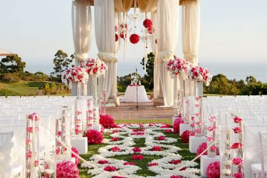 Fazendo um salão para um casamento memorável As mãos (mais de 210 fotos) De uma vez por todas!