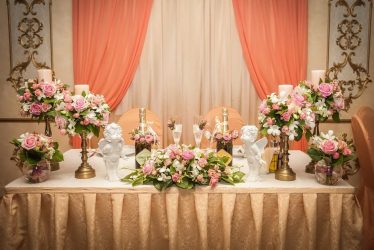 Fazendo um salão para um casamento memorável As mãos (mais de 210 fotos) De uma vez por todas!
