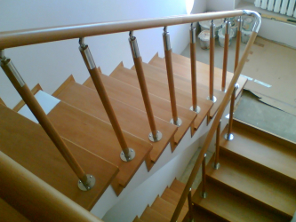 Terminando as escadas em uma casa particular: As idéias mais populares (laminado, azulejo, pedra). Selecionamos apenas materiais práticos e confiáveis ​​(mais de 160 fotos)