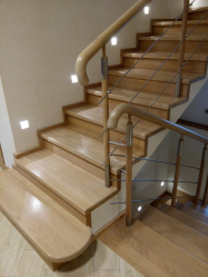 Terminando as escadas em uma casa particular: As idéias mais populares (laminado, azulejo, pedra). Selecionamos apenas materiais práticos e confiáveis ​​(mais de 160 fotos)