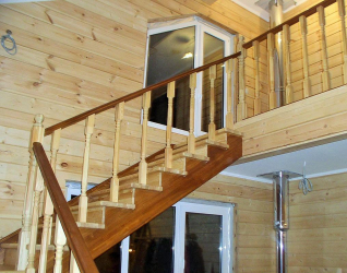 Terminando as escadas em uma casa particular: As idéias mais populares (laminado, azulejo, pedra). Selecionamos apenas materiais práticos e confiáveis ​​(mais de 160 fotos)