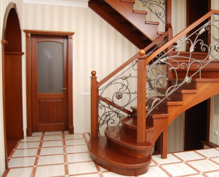 Terminando as escadas em uma casa particular: As idéias mais populares (laminado, azulejo, pedra). Selecionamos apenas materiais práticos e confiáveis ​​(mais de 160 fotos)