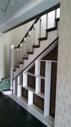 Terminando as escadas em uma casa particular: As idéias mais populares (laminado, azulejo, pedra). Selecionamos apenas materiais práticos e confiáveis ​​(mais de 160 fotos)