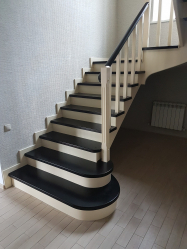 Terminando as escadas em uma casa particular: As idéias mais populares (laminado, azulejo, pedra). Selecionamos apenas materiais práticos e confiáveis ​​(mais de 160 fotos)