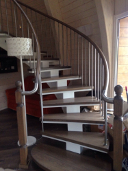 Terminando as escadas em uma casa particular: As idéias mais populares (laminado, azulejo, pedra). Selecionamos apenas materiais práticos e confiáveis ​​(mais de 160 fotos)