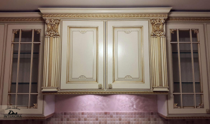 Patina no interior - velho nobre em sua casa. 180+ (foto) com ouro, prata e outros efeitos metálicos