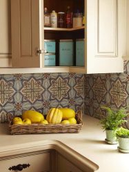 Azulejo para o avental na cozinha (mais de 180 fotos de design): dicas que farão suas paredes ganharem vida