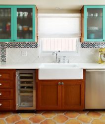 Azulejo para o avental na cozinha (mais de 180 fotos de design): dicas que farão suas paredes ganharem vida