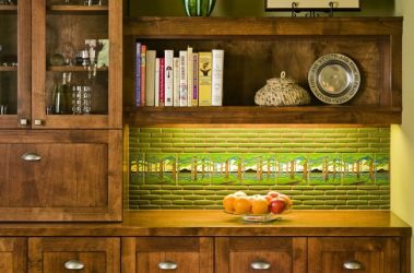 Azulejo para o avental na cozinha (mais de 180 fotos de design): dicas que farão suas paredes ganharem vida