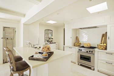 Azulejo para o avental na cozinha (mais de 180 fotos de design): dicas que farão suas paredes ganharem vida